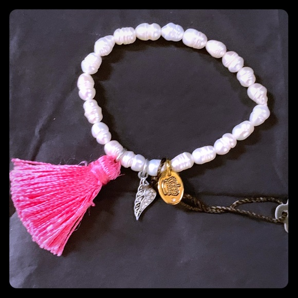 FINAL PRICE NEW Juicy Couture Pearl Bracelet - Picture 1 of 9